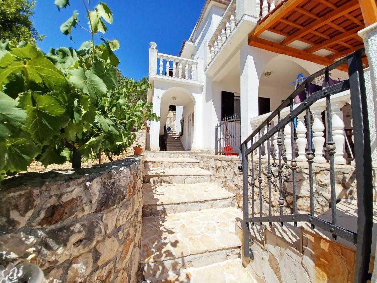Apartments Carmen Vinisce Exterior photo